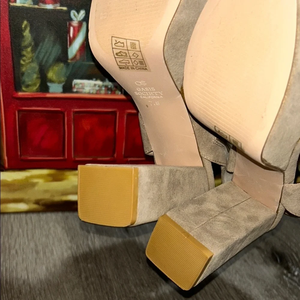 Oasis Tan Platform Sandals with Ankle Cuffs - Picture 14 of 14